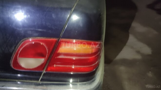 Mercedes E 230 1996, 320,000 km - 2.3 l - Bakı