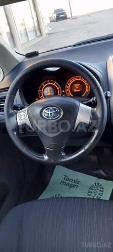 Toyota Auris 2008, 327,000 km - 1.4 л - Bakı