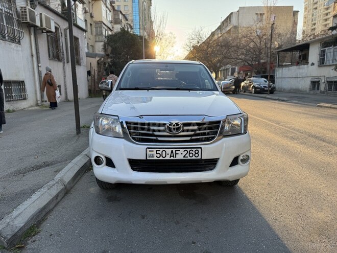 Toyota Hilux 2013, 293,000 km - 2.5 l - Bakı