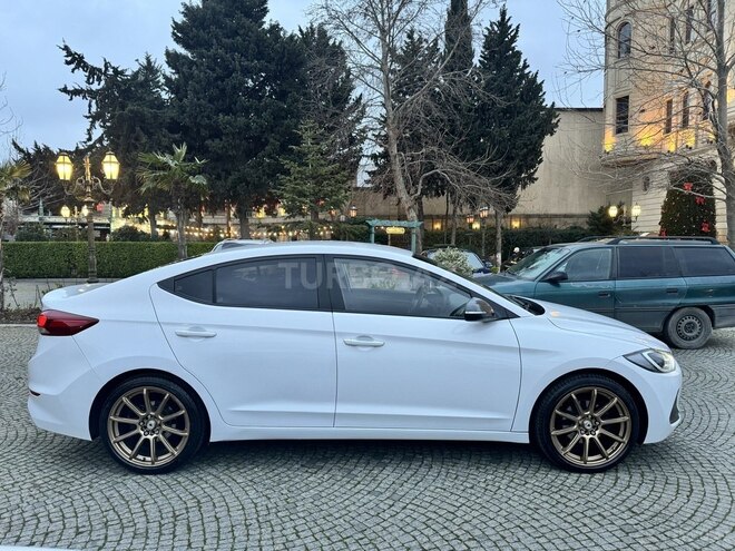 Hyundai Avante 2016, 112,000 km - 1.6 l - Bakı