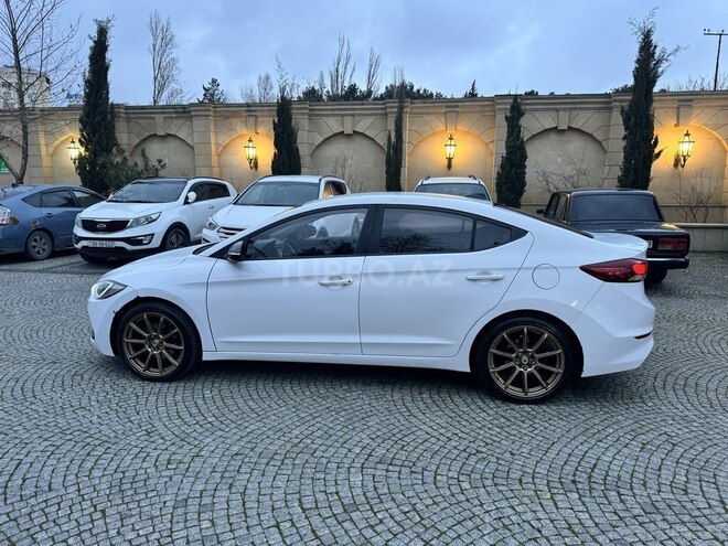 Hyundai Avante 2016, 112,000 km - 1.6 l - Bakı