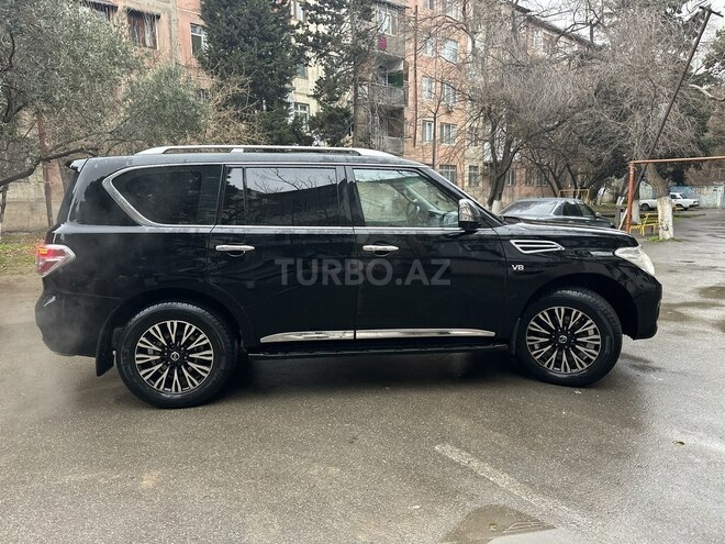 Nissan Patrol 2013, 159,000 km - 5.6 l - Bakı