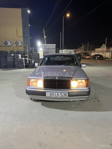 Mercedes E 200 1989, 150,000 km - 2.0 l - Bakı