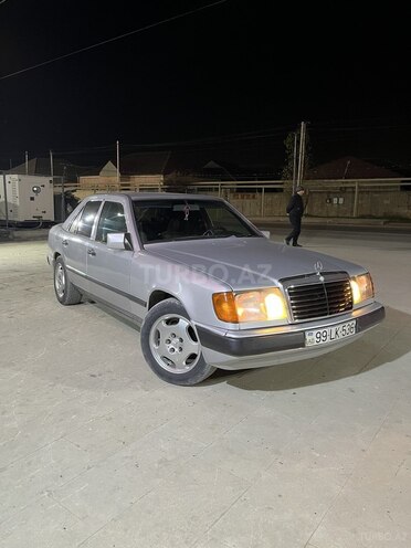 Mercedes E 200 1989, 150,000 km - 2.0 l - Bakı