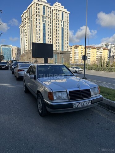 Mercedes E 200 1989, 150,000 km - 2.0 l - Bakı