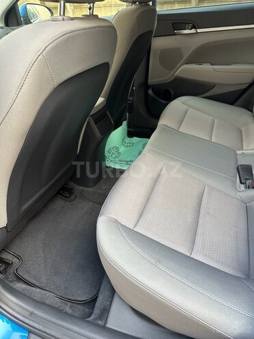 Hyundai Elantra 2016, 122,000 km - 2.0 l - Bakı