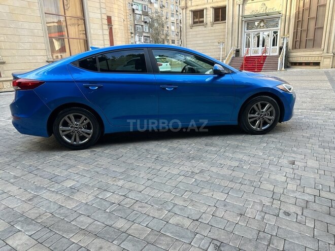 Hyundai Elantra 2016, 122,000 km - 2.0 l - Bakı