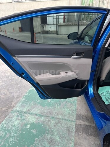 Hyundai Elantra 2016, 122,000 km - 2.0 l - Bakı