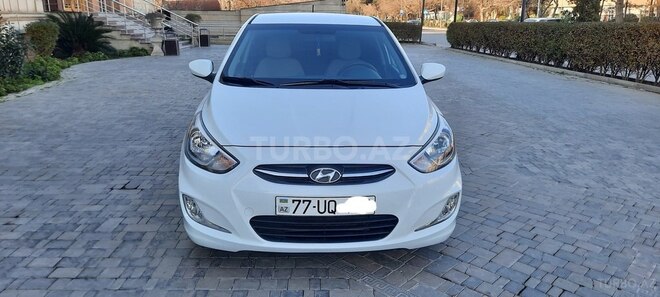 Hyundai Accent 2015, 35,000 km - 1.6 l - Bakı