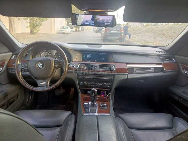 BMW 750 2009, 261,000 km - 4.4 l - Bakı