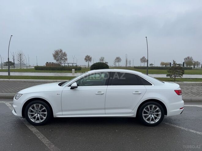 Audi A4-3
