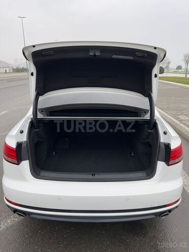 Audi A4-8