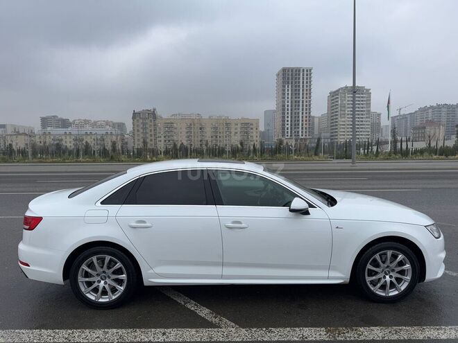 Audi A4-2