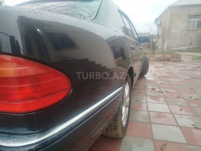 Mercedes E 240 1998, 263,000 km - 2.4 l - Bakı