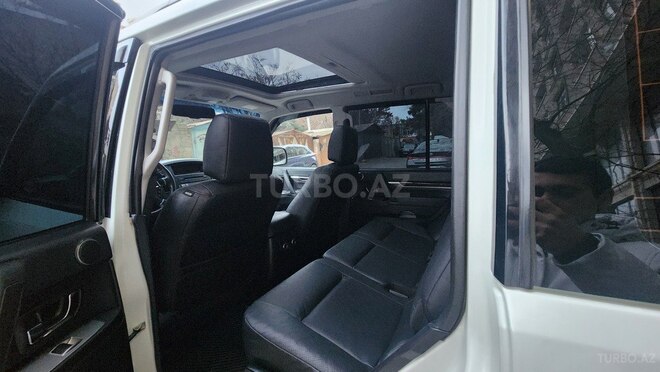 Mitsubishi Pajero 2010, 164,000 km - 3.5 л - Bakı