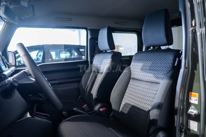 Suzuki Jimny-8