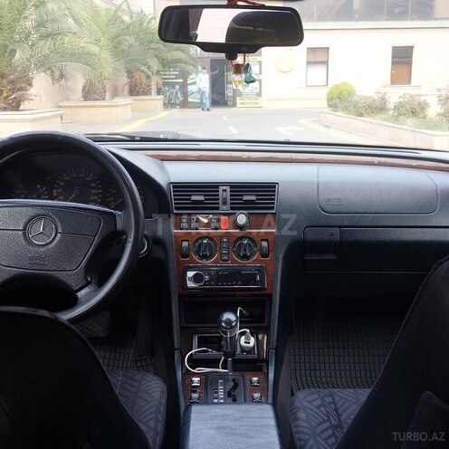 Mercedes C 200 1995, 398,741 km - 2.0 l - Oğuz