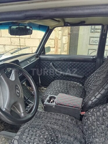 LADA (VAZ) 2107 2004, 80,000 km - 1.6 l - Salyan