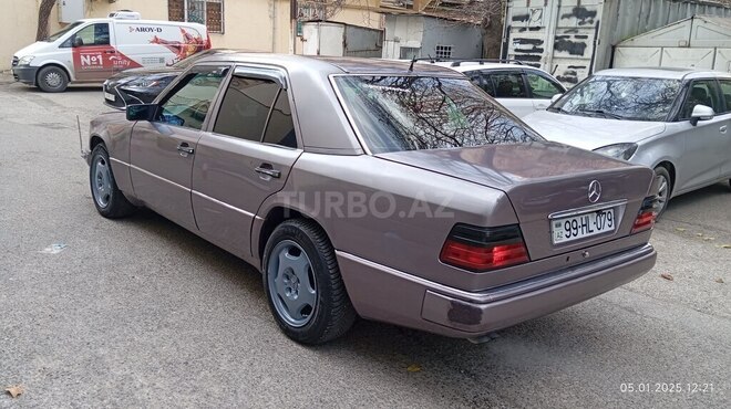Mercedes E 280 1995, 321,000 km - 2.8 l - Bakı