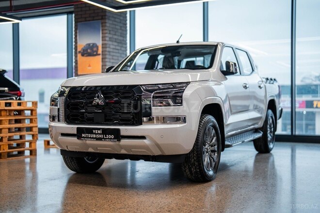 Mitsubishi L200-8