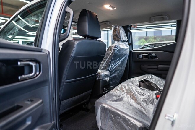 Mitsubishi L200-14