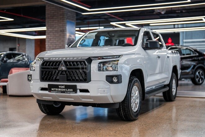 Mitsubishi L200-7