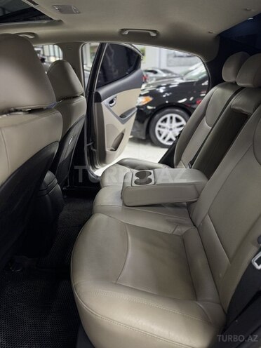 Hyundai Elantra 2015, 199,500 km - 1.8 l - Sumqayıt