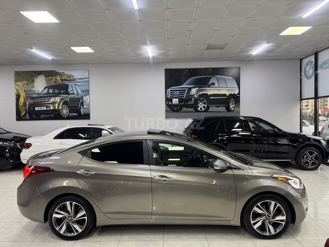 Hyundai Elantra 2015, 199,500 km - 1.8 l - Sumqayıt