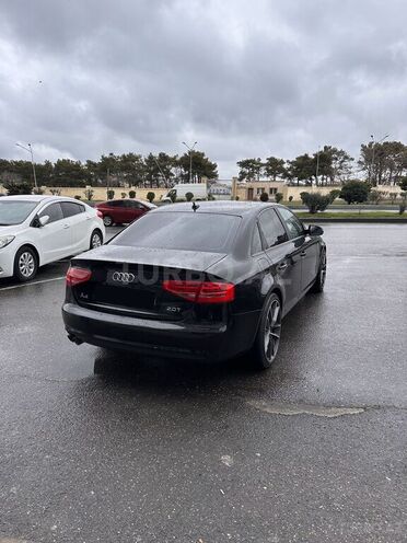 Audi A4-9