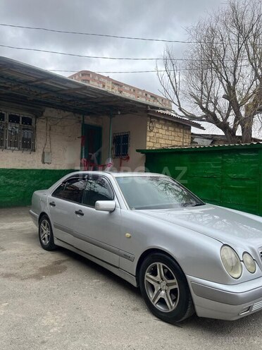 Mercedes E 230 1996, 350,000 km - 2.3 l - Sumqayıt