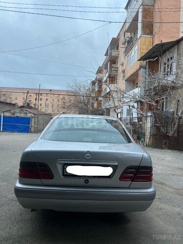 Mercedes E 230 1996, 350,000 km - 2.3 l - Sumqayıt