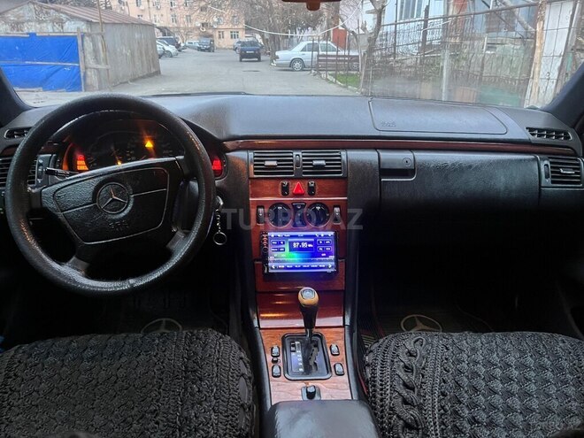 Mercedes E 230 1996, 350,000 km - 2.3 l - Sumqayıt