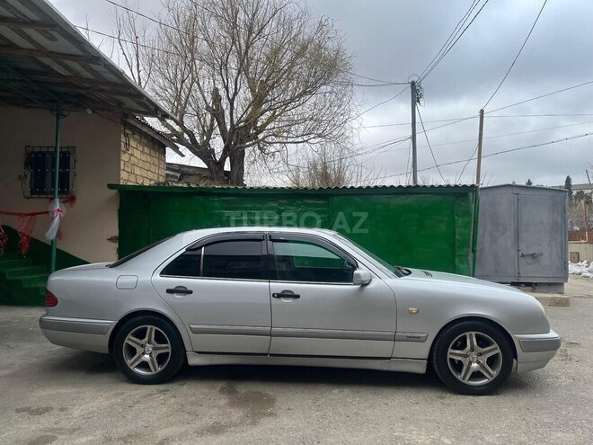 Mercedes E 230 1996, 350,000 km - 2.3 l - Sumqayıt
