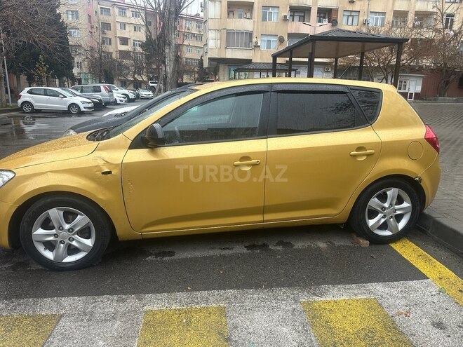 Kia Ceed 2009, 280,000 km - 1.6 л - Bakı