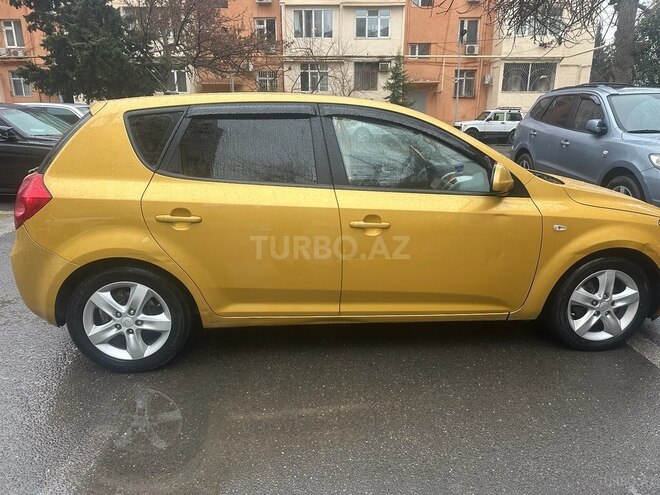 Kia Ceed 2009, 280,000 km - 1.6 л - Bakı