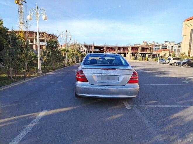 Mercedes E 320 2002, 348,000 km - 3.2 l - Bakı