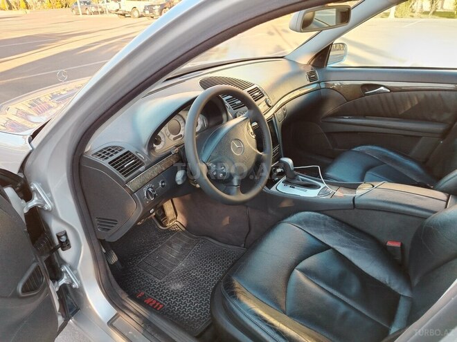 Mercedes E 320 2002, 348,000 km - 3.2 l - Bakı