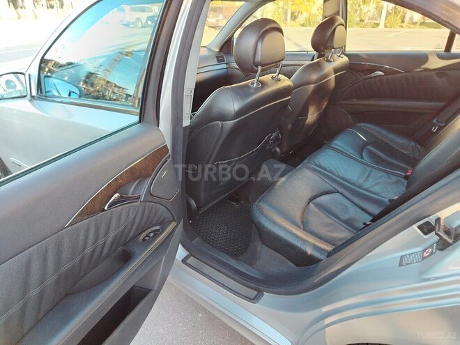 Mercedes E 320 2002, 348,000 km - 3.2 l - Bakı