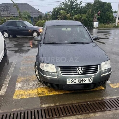 Volkswagen Passat 2003, 335,000 km - 1.8 l - İsmayıllı