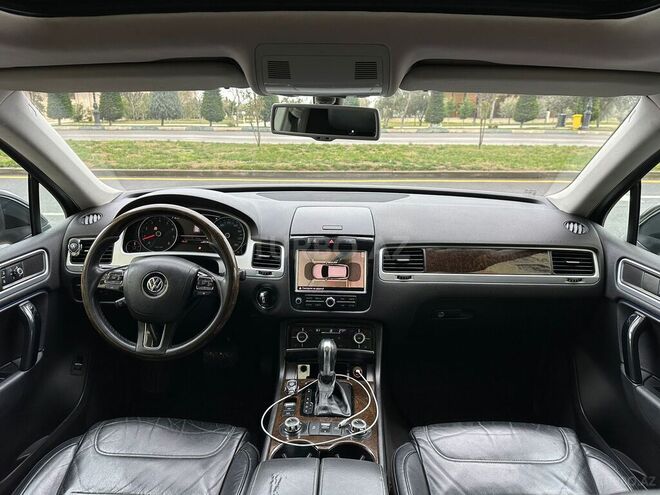 Volkswagen Touareg 2013, 241,436 km - 3.6 л - Bakı