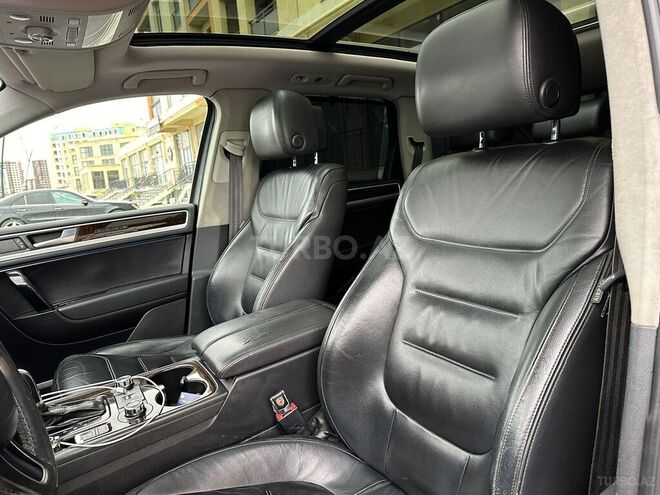 Volkswagen Touareg 2013, 241,436 km - 3.6 л - Bakı