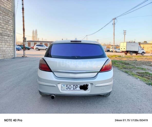 Opel Astra 2006, 250,000 km - 1.4 л - Xaçmaz