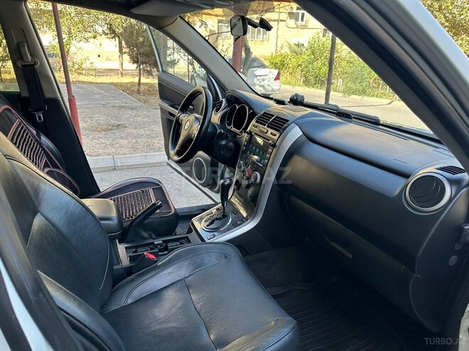 Suzuki Grand Vitara 2011, 300,200 km - 2.4 l - Bakı