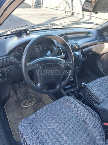 Opel Astra 1994, 585,280 km - 1.6 l - Qax