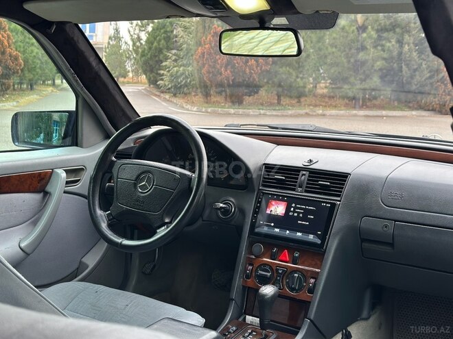 Mercedes C 220 d 1998, 602,563 km - 2.2 l - Saatlı