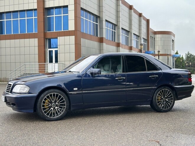 Mercedes C 220 d 1998, 602,563 km - 2.2 l - Saatlı