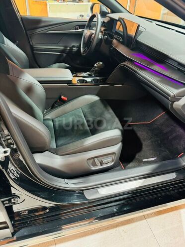 Toyota Camry 2024, 3,599 km - 2.0 л - Bakı