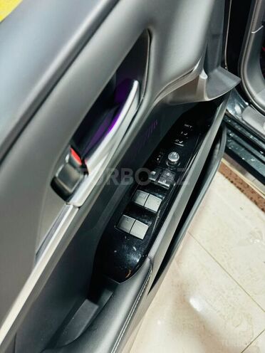 Toyota Camry 2024, 3,599 km - 2.0 л - Bakı