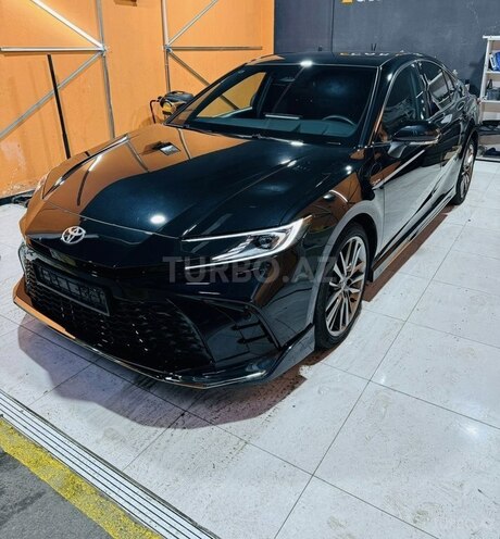 Toyota Camry 2024, 3,599 km - 2.0 л - Bakı