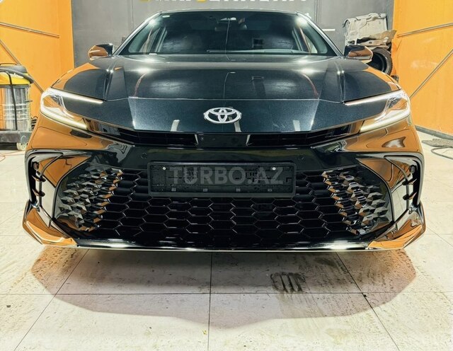 Toyota Camry 2024, 3,599 km - 2.0 л - Bakı